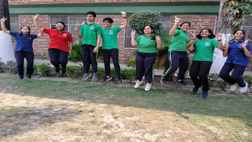 CBSE Board Result 2024: girls-passing-percentage-higher-in-board-exam-than-boys in Kumaon
