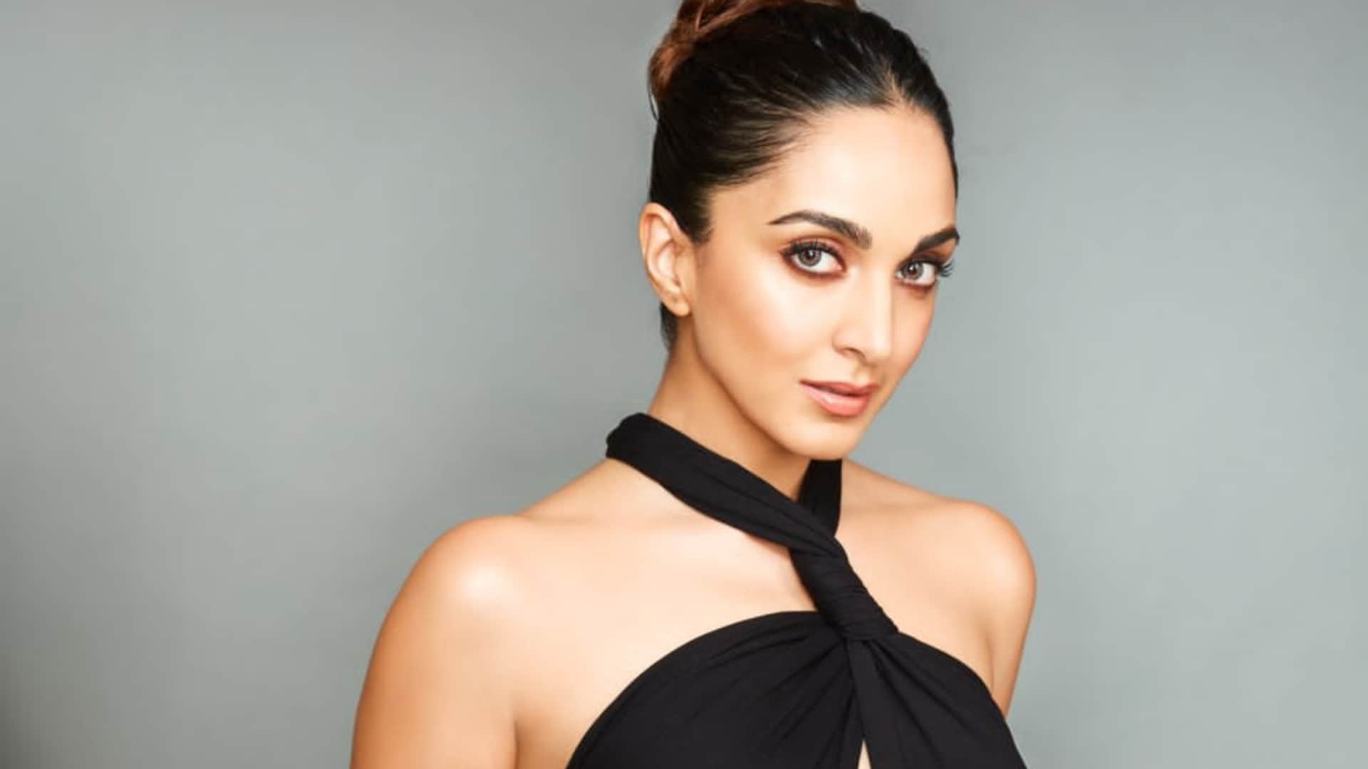 bollywood actress who pays Highest Income Tax deepika padukone Alia Bhatt Katrina Kaif kiara advani