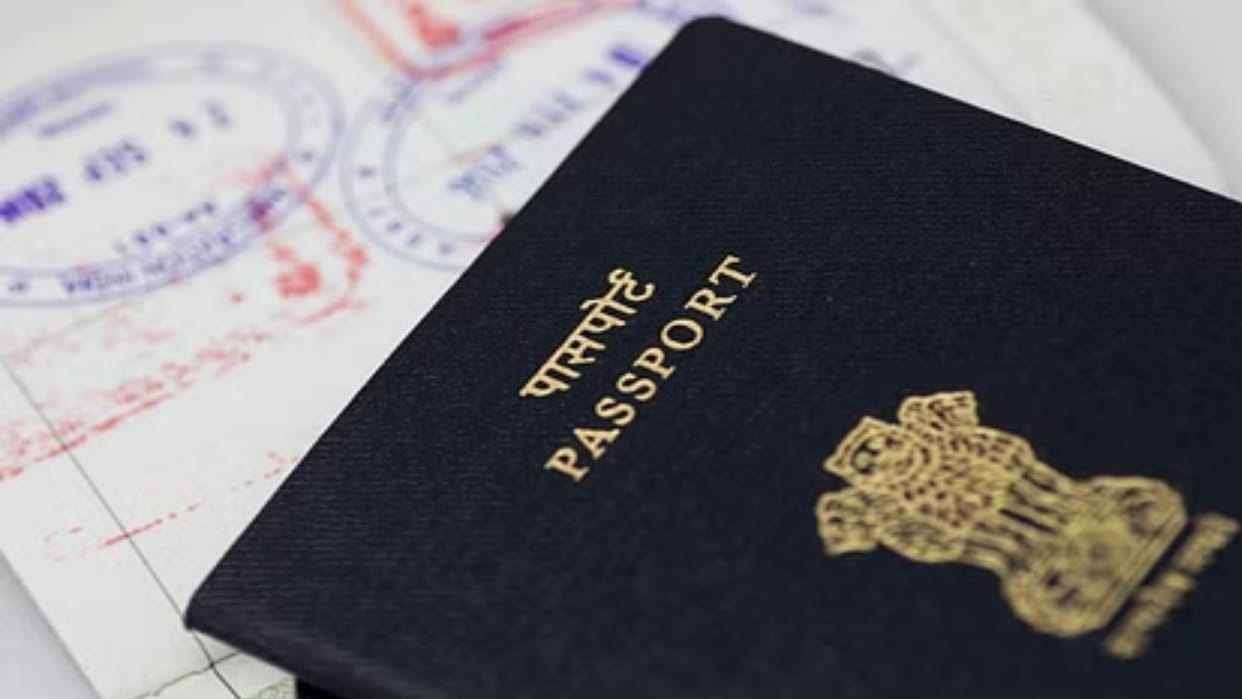 Passport Tips: this one mistake in passport can send you to jail