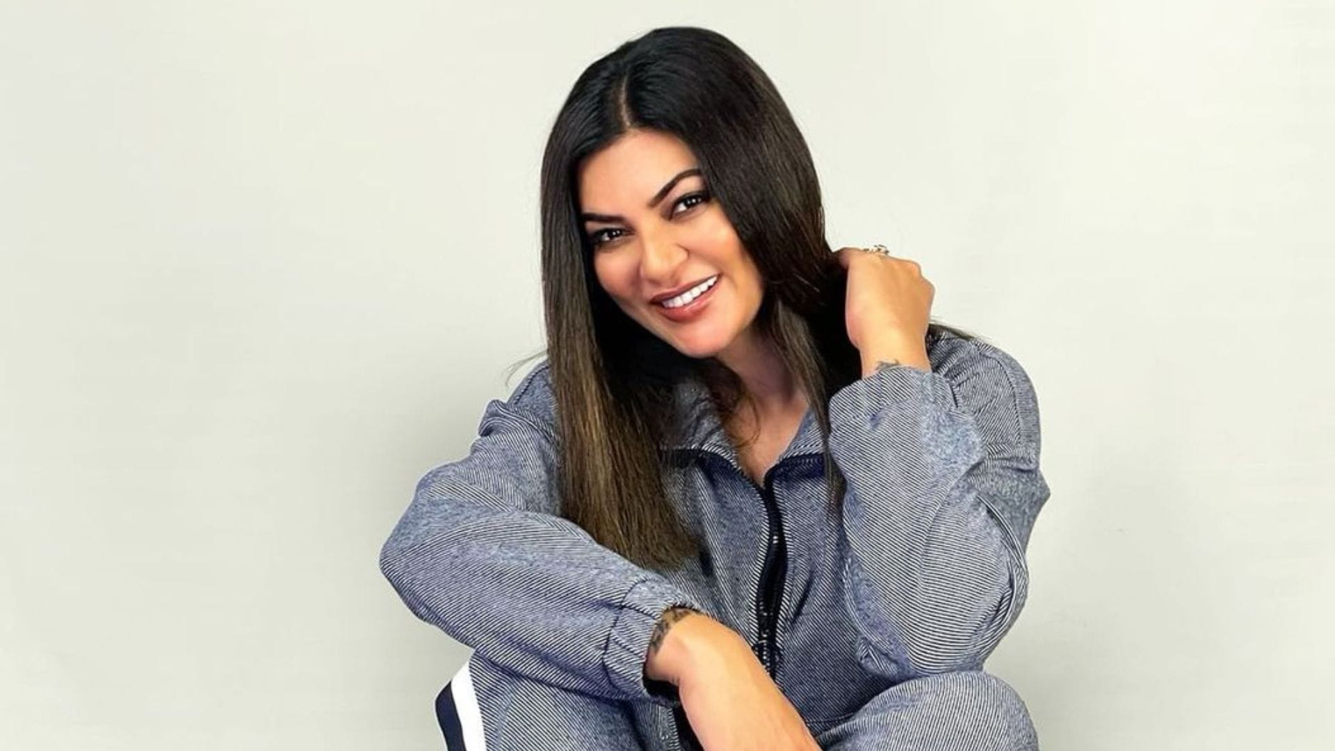 Sushmita Sen patch up with Rohman Shawl actress said that she is single on Rhea Chakraborty podcast Chapter 2