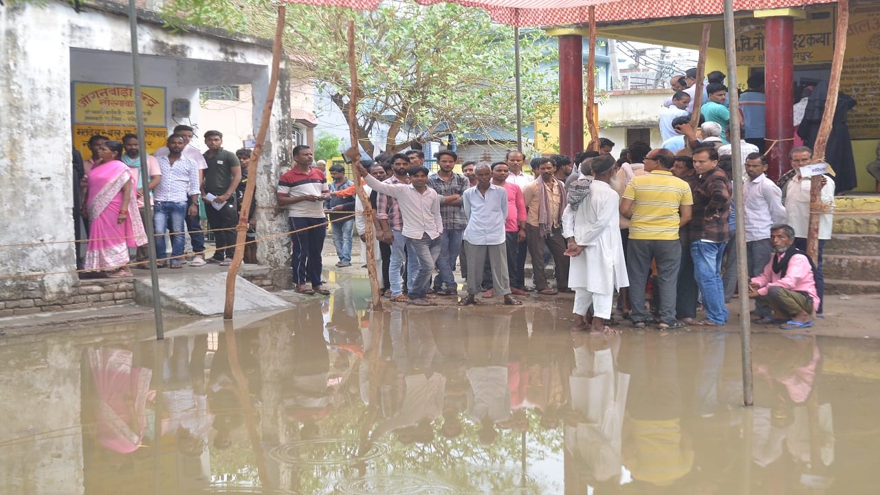 Lok Sabha Election 2024 bumper voting along with rain in Lakhimpur Kheri