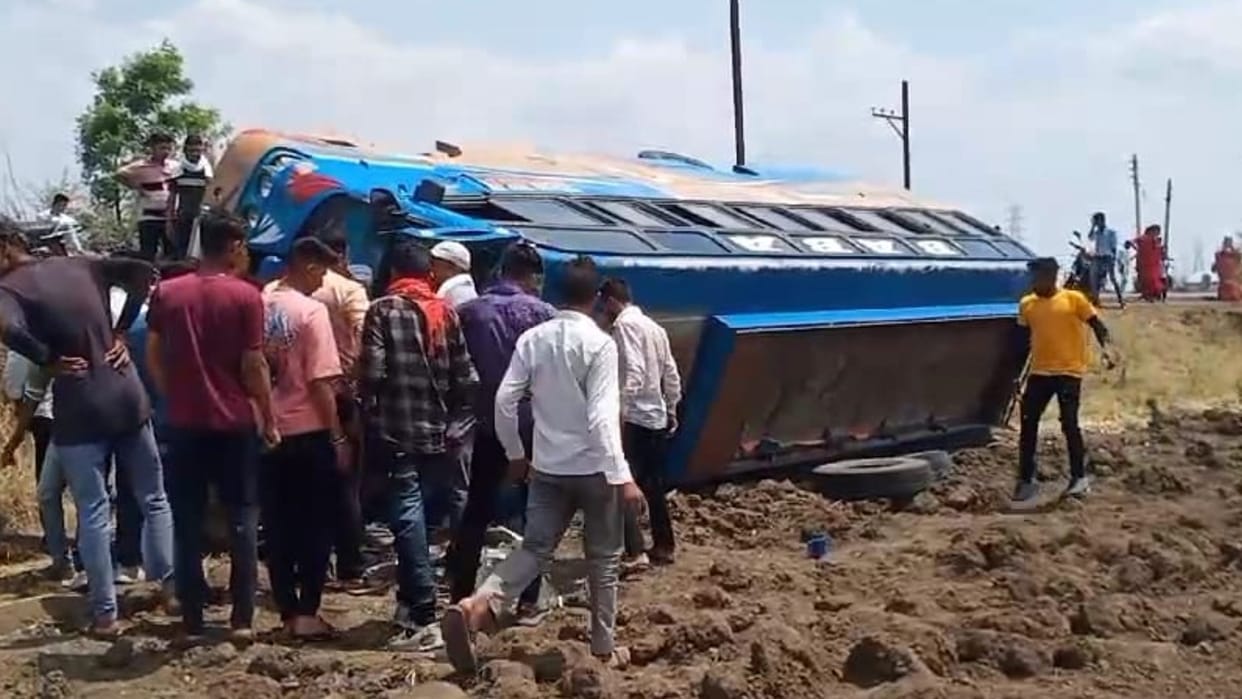 Passenger bus overturns while trying to save motorcyclist