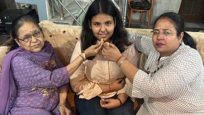CBSE Result 2024: Amroha's daughters took flight, again ahead of sons, want to become senior officers