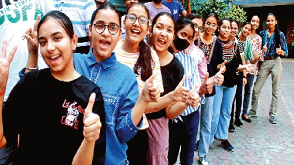 CBSE Result 2024: Did not give up when stressed, talked to parents... achieved success