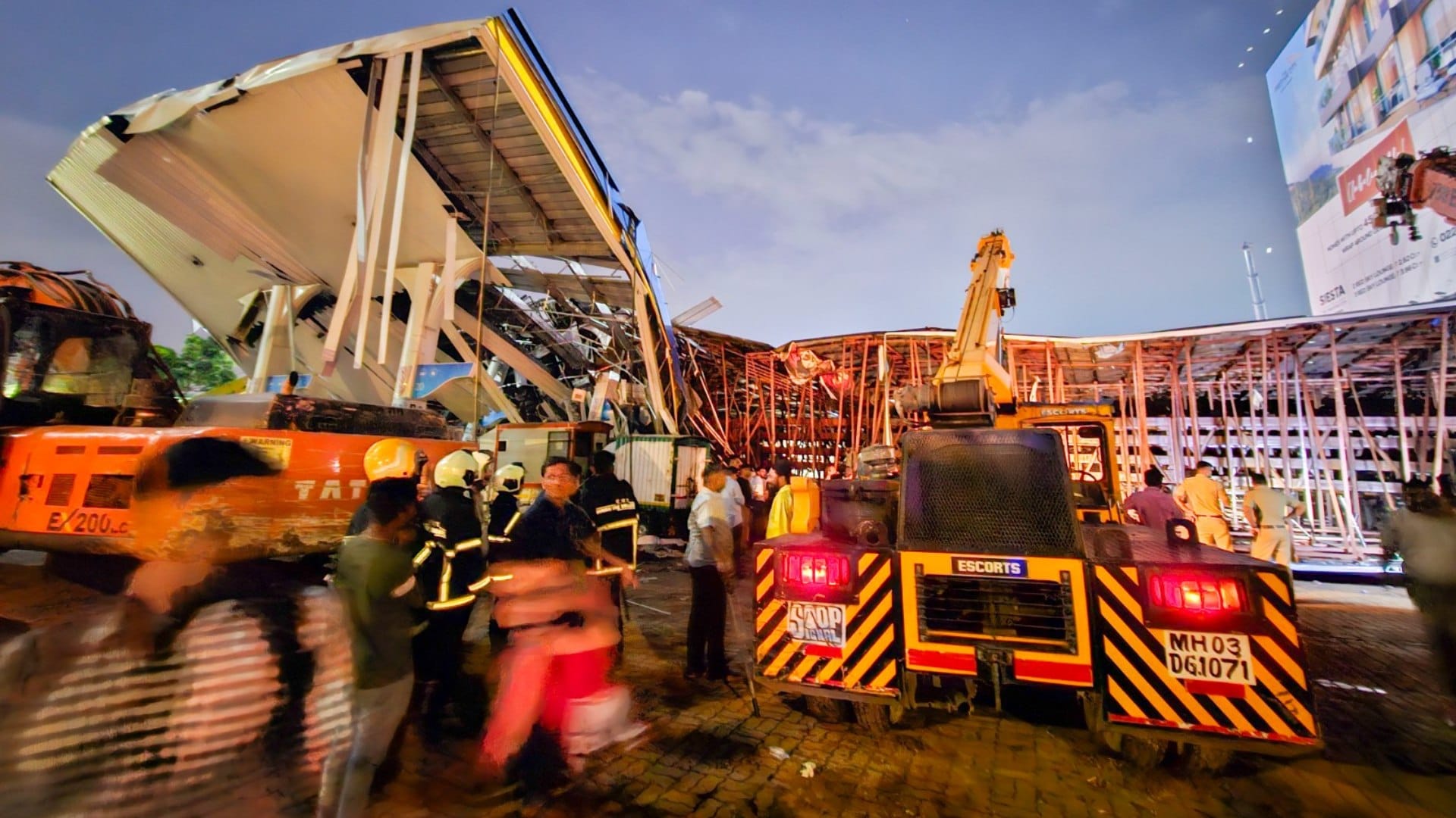 Dust storm wreaks havoc in Ghatkopar, Mumbai, 100 feet tall hoarding fell; See pictures of the accident
