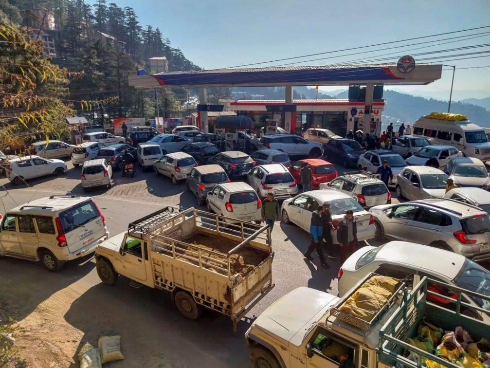 Vehicle owners to pay hefty fine at petrol pumps if this document found invalid claims report