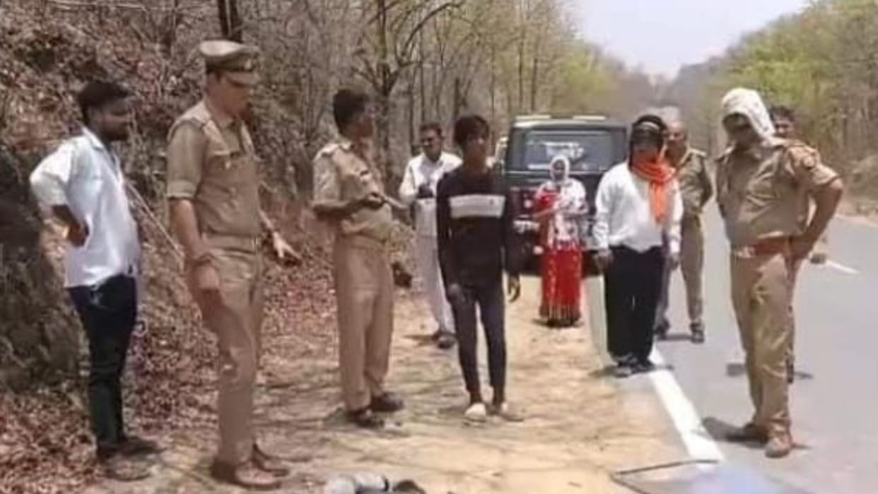 three young man died road accident in sonbhadra