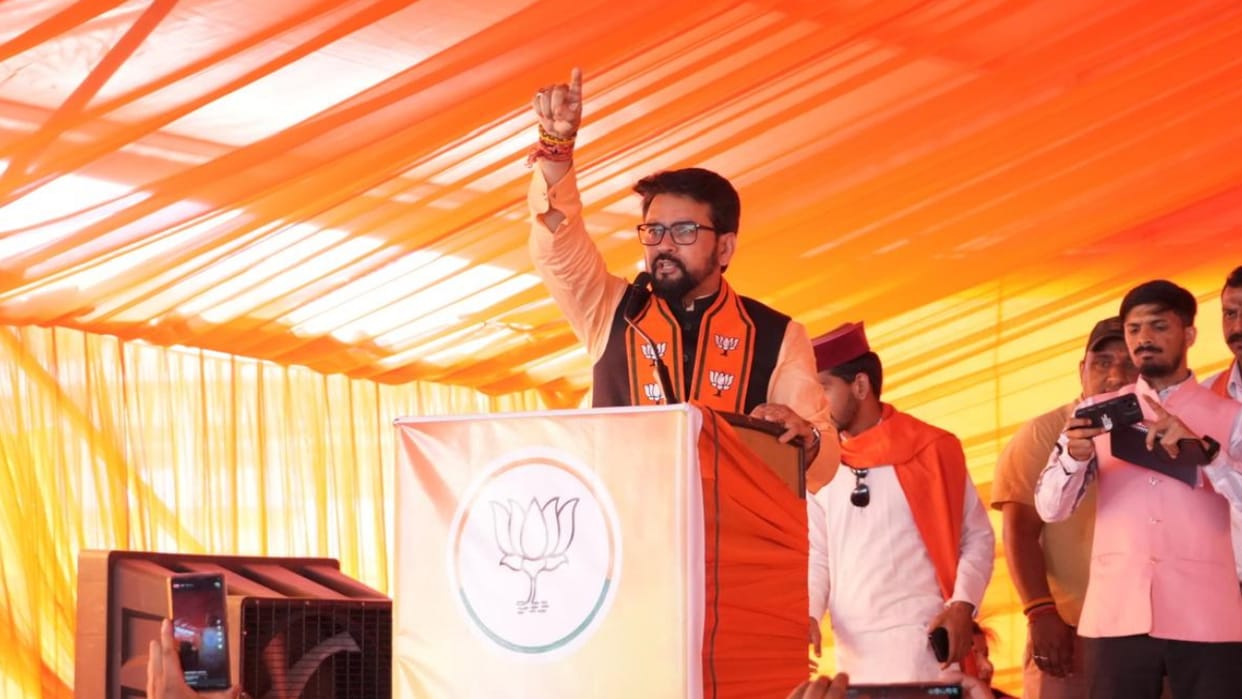 Union Minister Anurag Thakur said Sudhir six will go out of the boundary