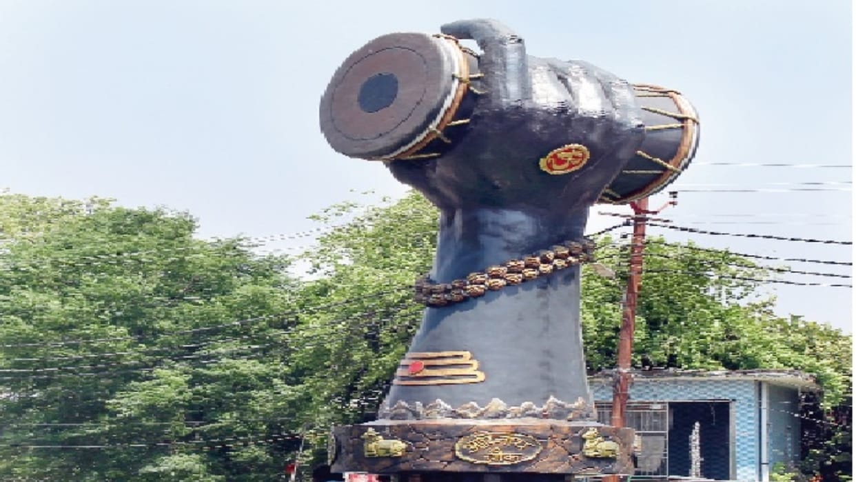 Damru Square to Tribatinath Temple road will be made model road in bareilly