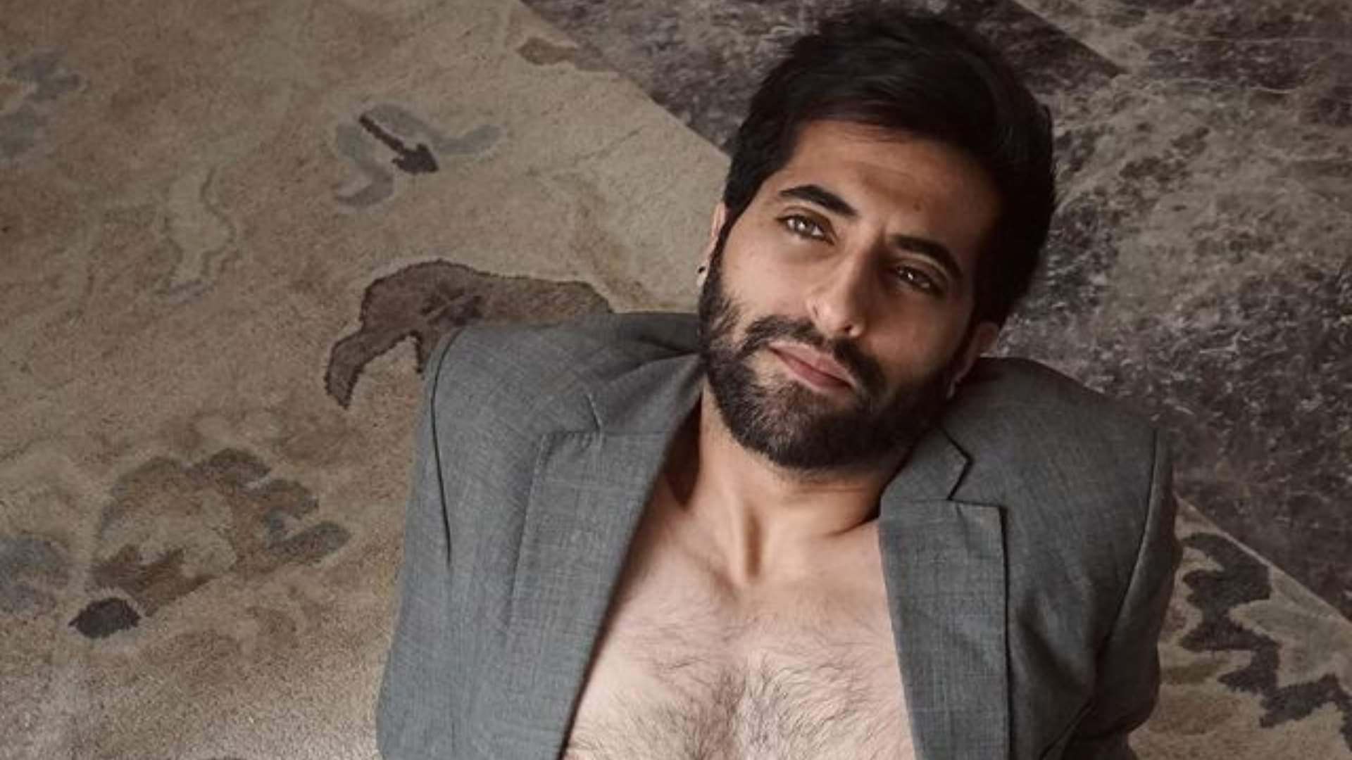 The Broken News 2 Akshay Oberoi is ready to give scenes without clothes says justice be done to character