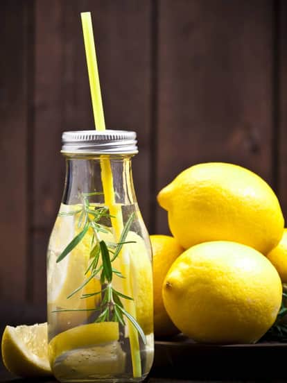 अधिक नींबू पानी पीने से हो सकता हैं ये नुकसान