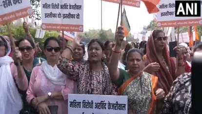 BJP's demonstration outside CM residence on Swati Maliwal issue