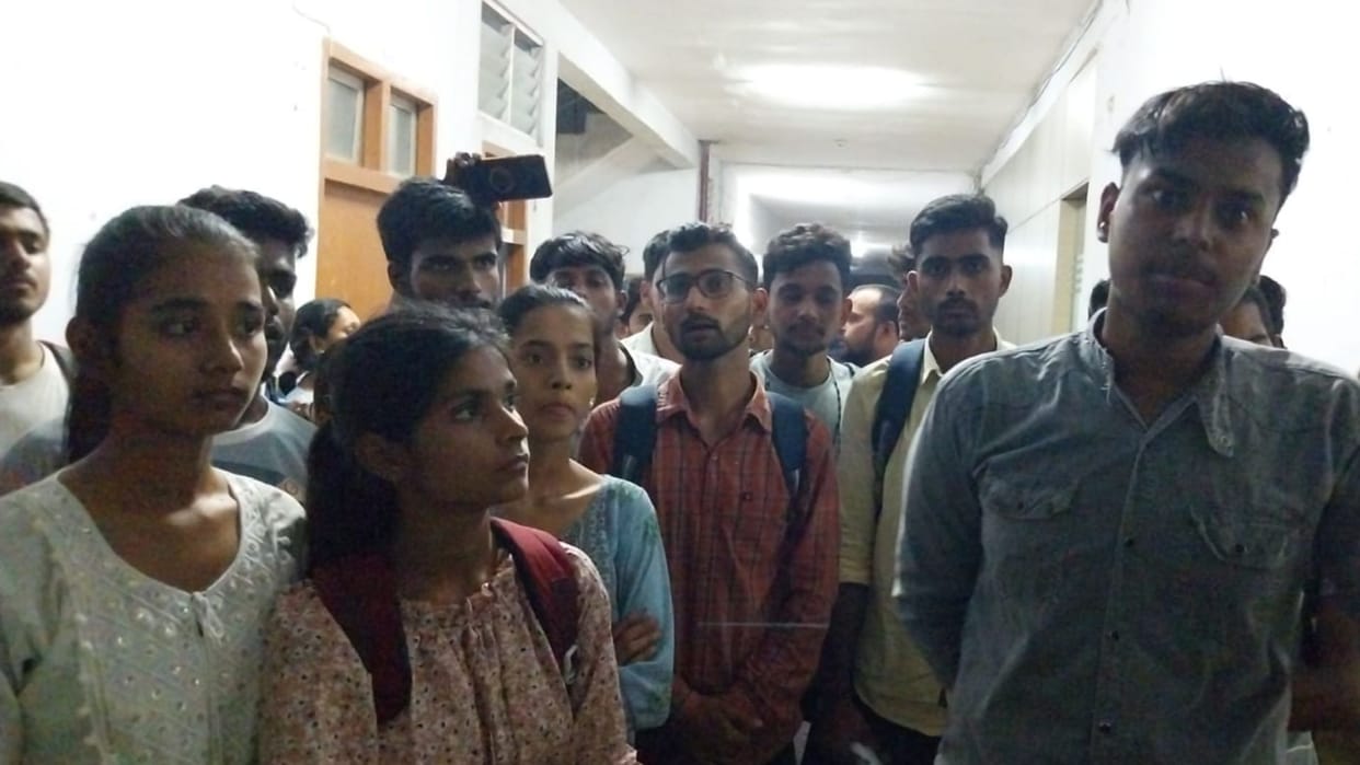 CUET negligence of National Testing Agency candidates missed the exam in varanasi