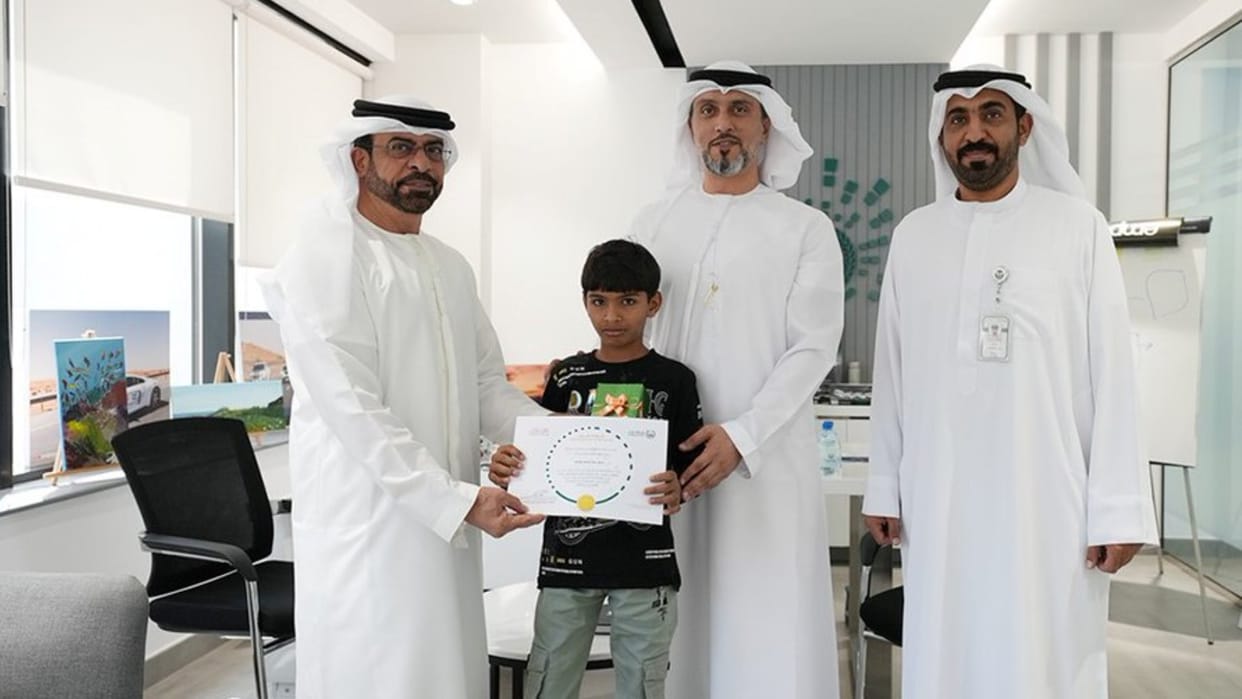 Indian boy honoured by Dubai police for returning tourist’s lost watch