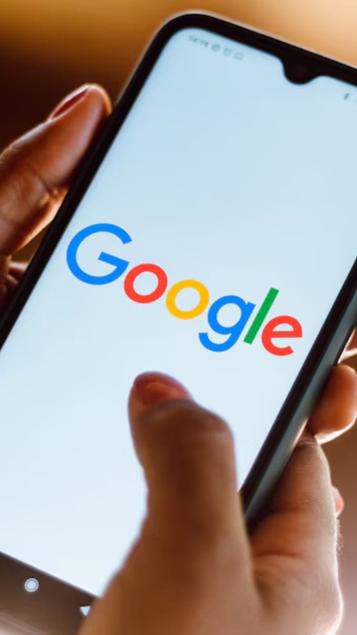 Google launches Virtual Try-On in India: Try billions of outfits by uploading just a photo