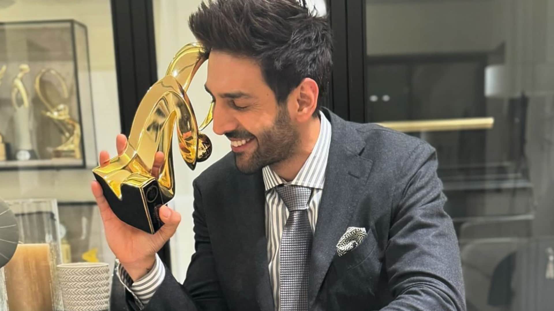 bhool bhulaiyaa 3 actor Kartik Aaryan rents out his juhu apartment in Mumbai for 17 5 Crore rupees per month