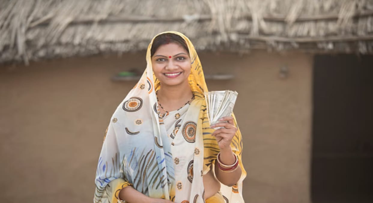 Ladli Behna Yojana Ladli Behna Will Now Get 3 Thousand Rupees Shivraj Singh Chouhan Announced how to apply
