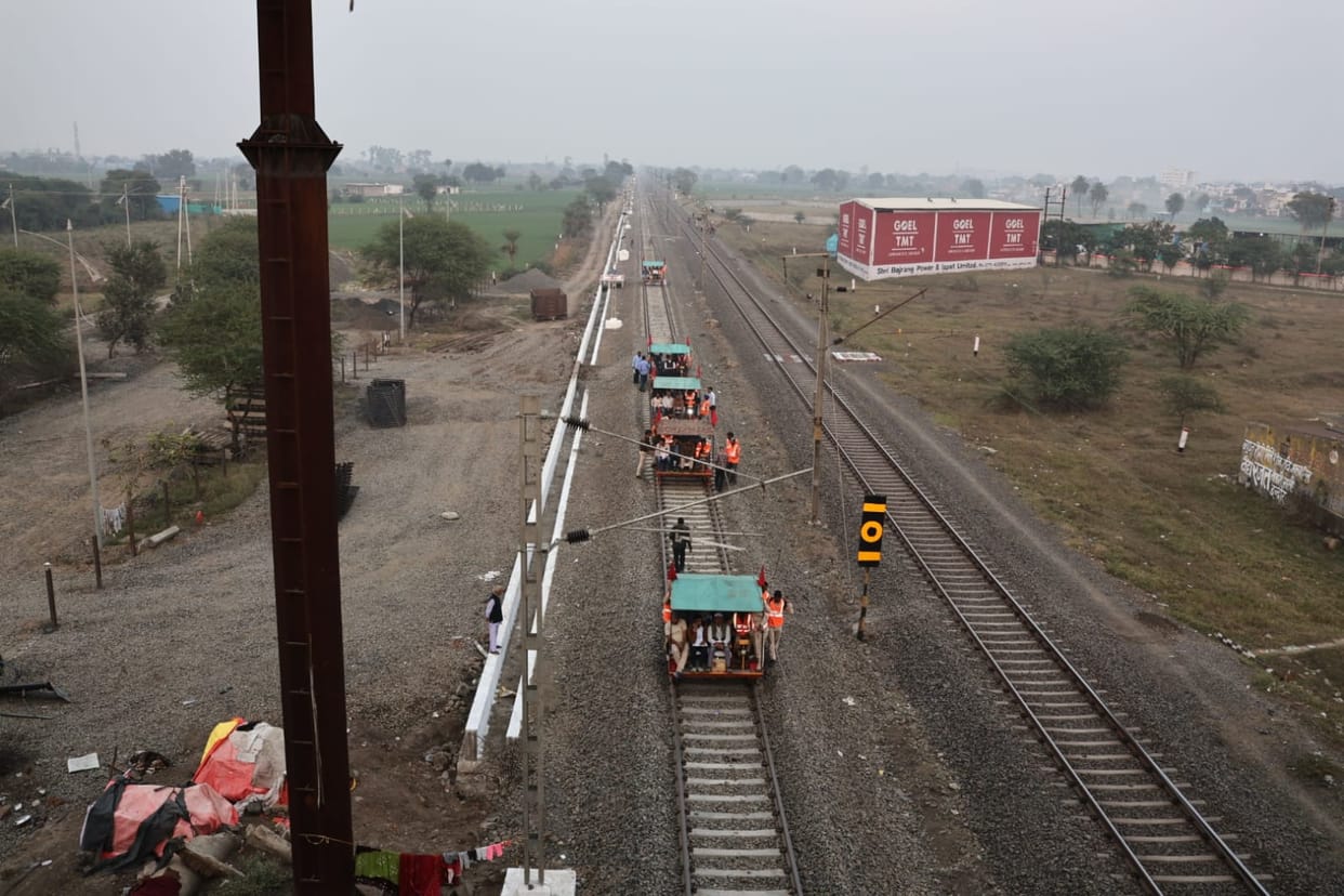 Budget 2024: New railway line will be laid with Rs 34 thousand crores, signal-telecommunication will be streng