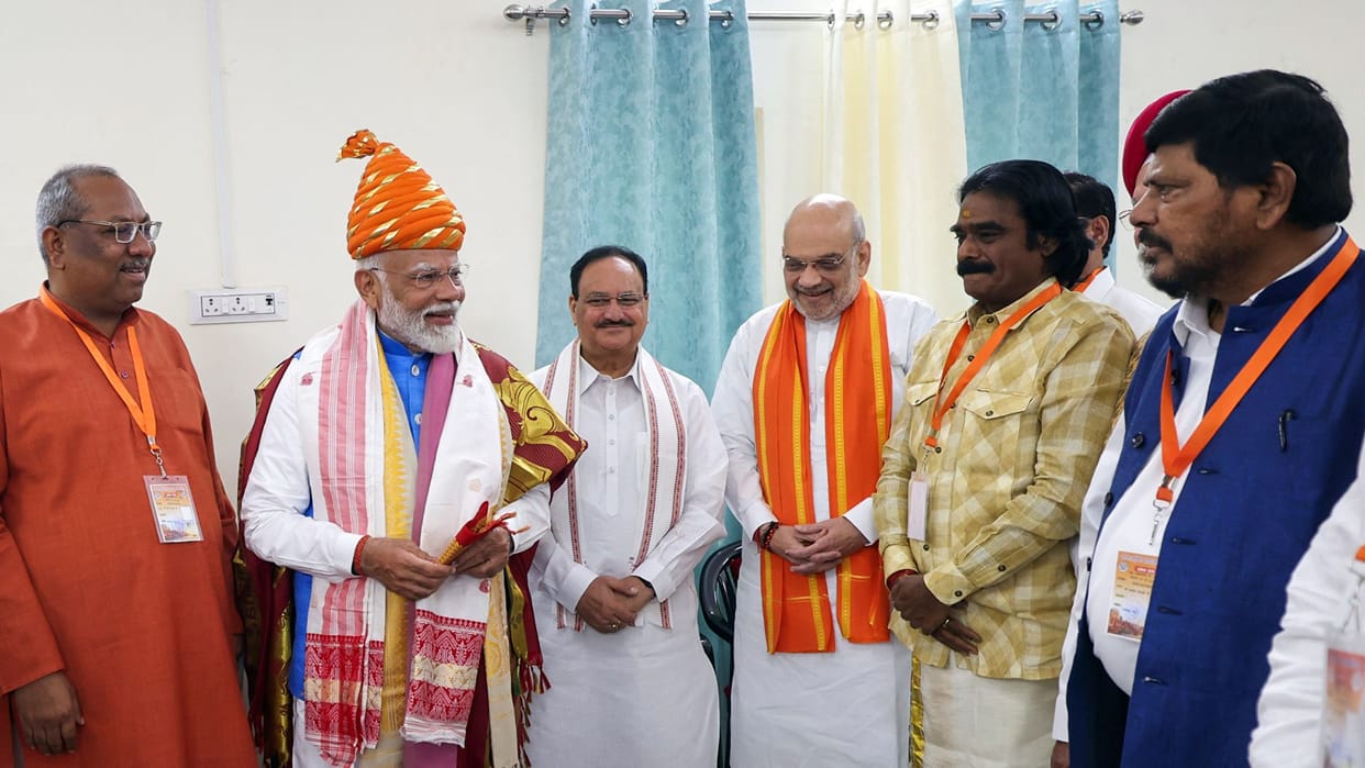 Lok Sabha Election Modi win 400 seats he will become PM NDA leader solidarity