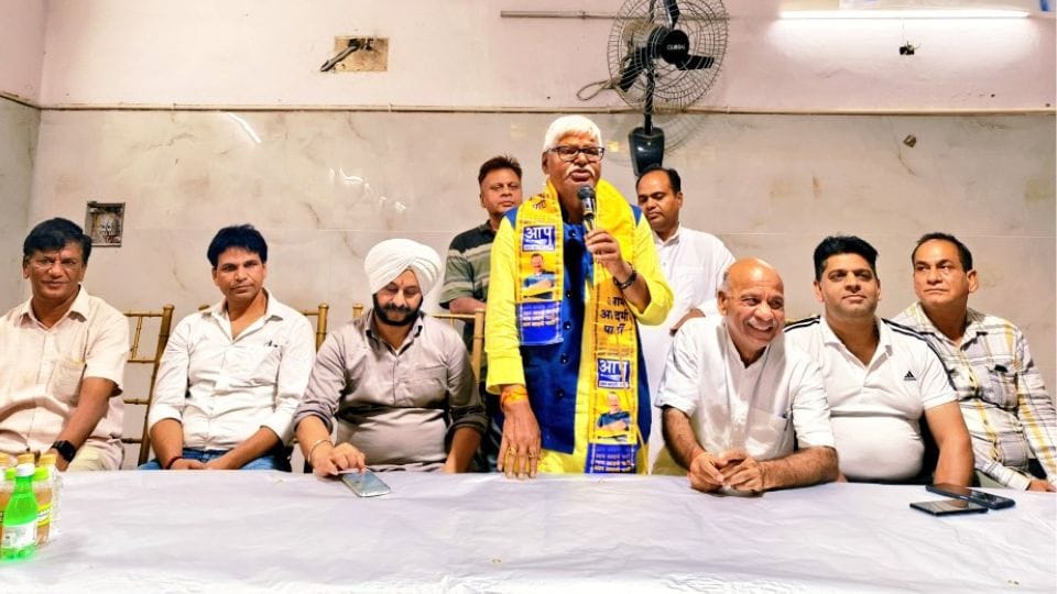 India Alliance candidate Mahabal Mishra held meeting with Tilak Nagar RWA in delhi