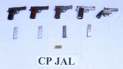 Punjab: गैंगस्टर विक्की गौंडर गैंग का सरगना नवीन सैनी चिंटू गिरफ्तार, नौ माह से पुलिस को छका रहा था Gangster Vicky Gounder gang leader Naveen Saini Chintu arrested by Punjab Police