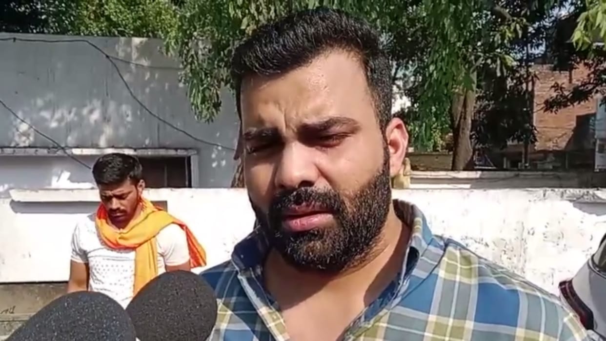 Sitapur Murder case: Priyanka's brother gives statement about incident.