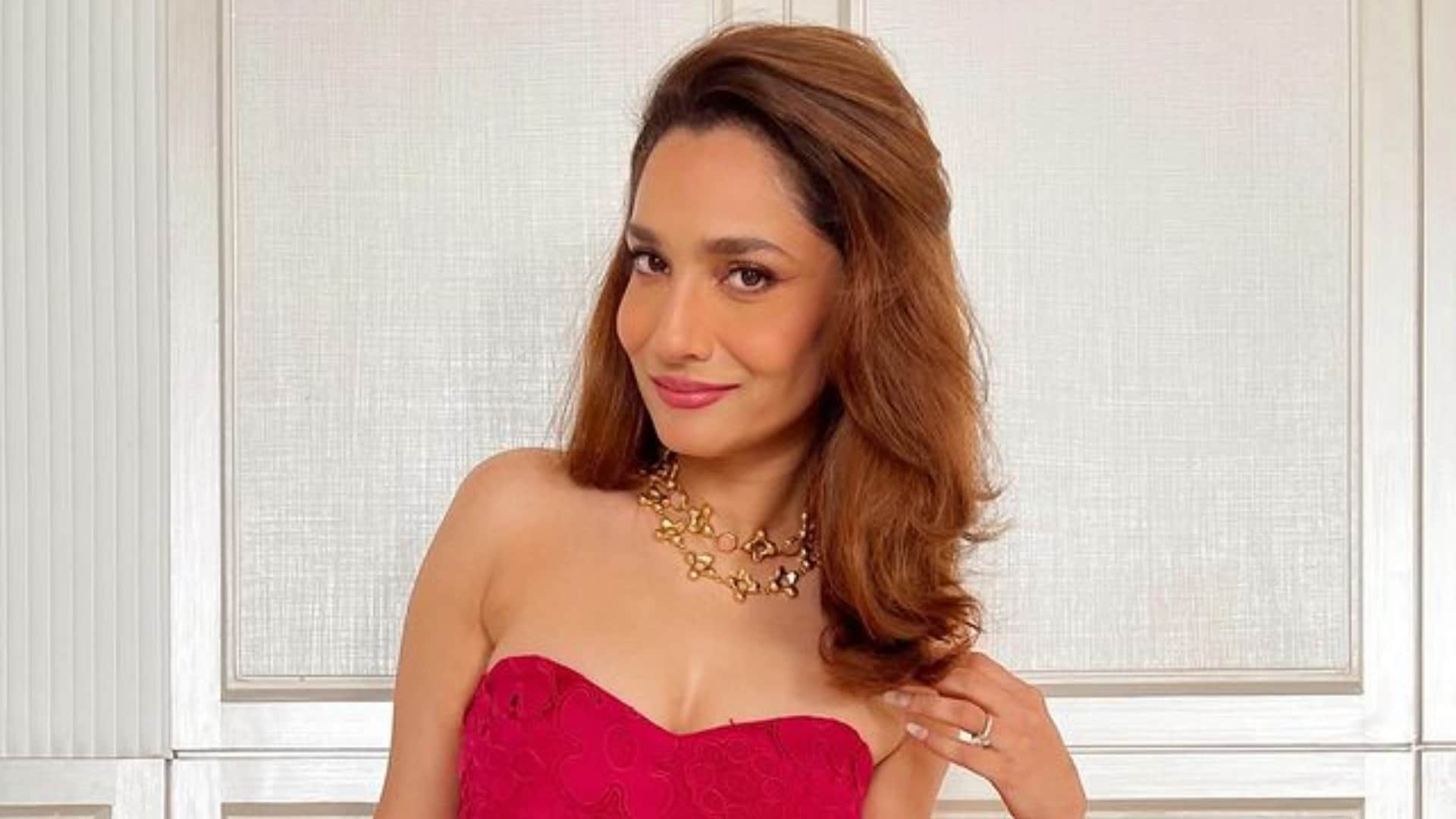 Ankita Lokhande Emotional Note On Laughter Chefs Finale says Acha Toh Main Chalti Hoon