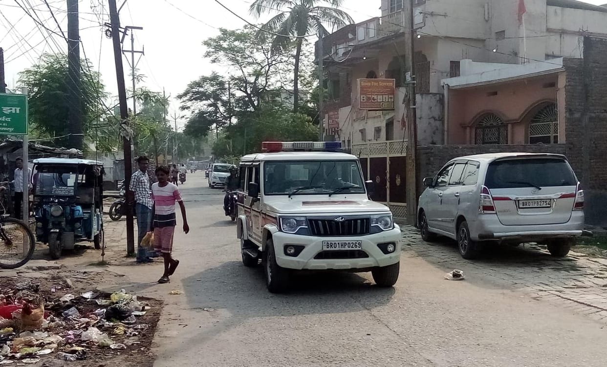 Bihar News : Income Tax survey on ex ward commissioner vijay kumar jha seema jha muzaffarpur bihar