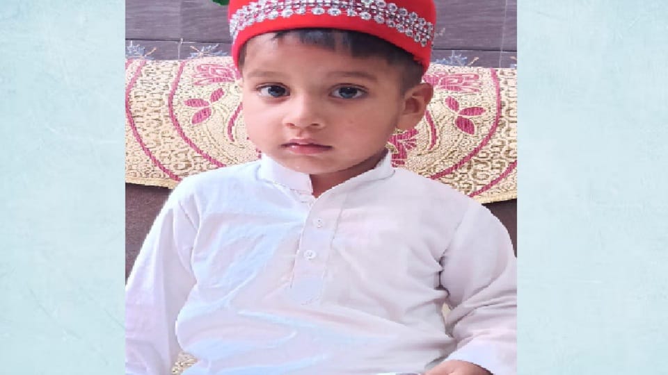 Rampur: condition of innocent child deteriorated due to toffee stuck in his throat, he died in hospital