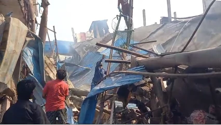 Blast in Katha factory in Sonipat: Body of third worker buried under debris recovered, NDRF achieved success