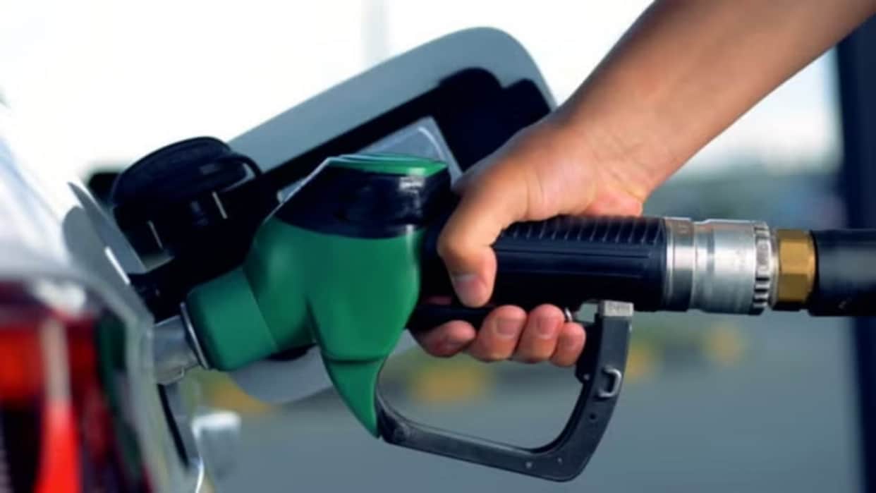 Lalitpur: Car's fuel tank capacity is 45 liters, yet 48.65 liters of petrol were filled