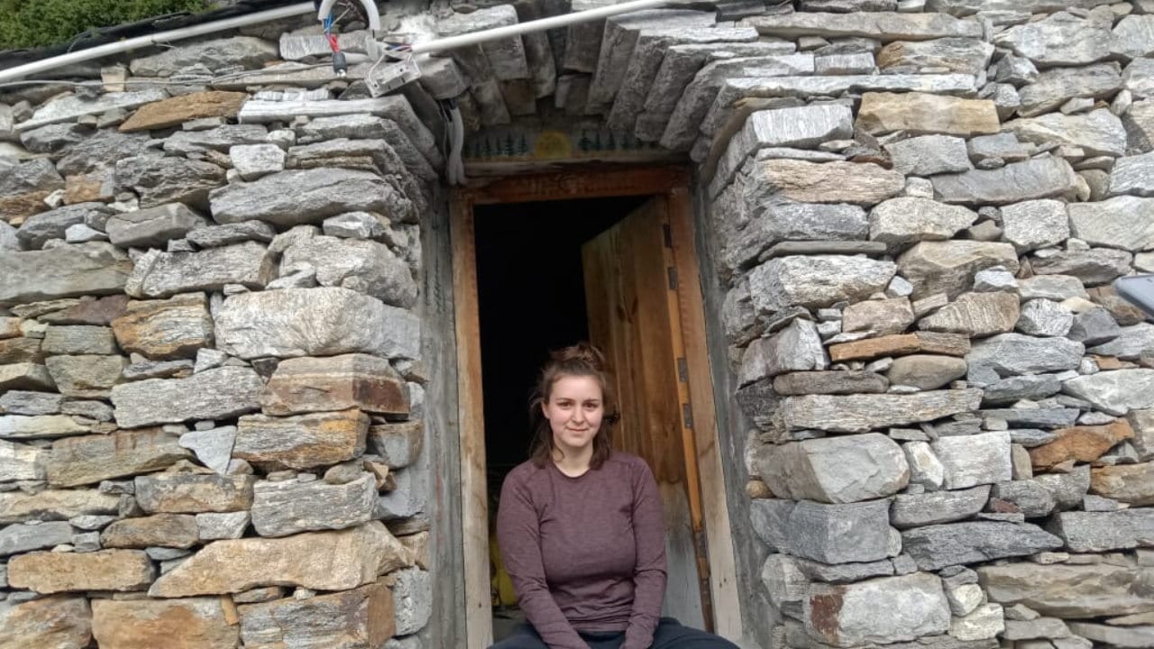 Kedarnath Dham: Simona From America meditated in meditation cave for two days first seeker of this season