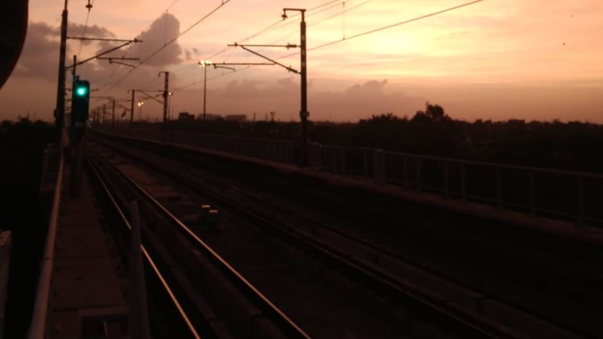 Noida Botanical Garden Wins Best Metro Station Award DMRC news