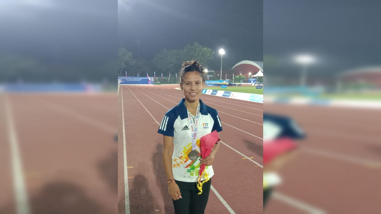 Nitika Sharma of Sirmaur won silver medal in 1500 meter long distance race in Odisha