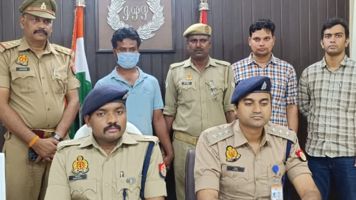 Police arrested accused for murder over money dispute in Varanasi