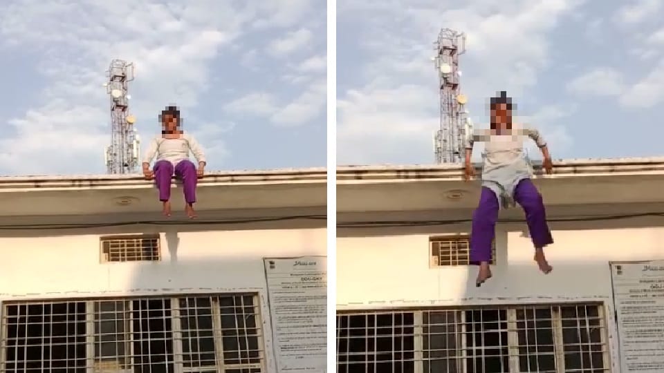 Girl student jumped from roof of training center in Jhansi