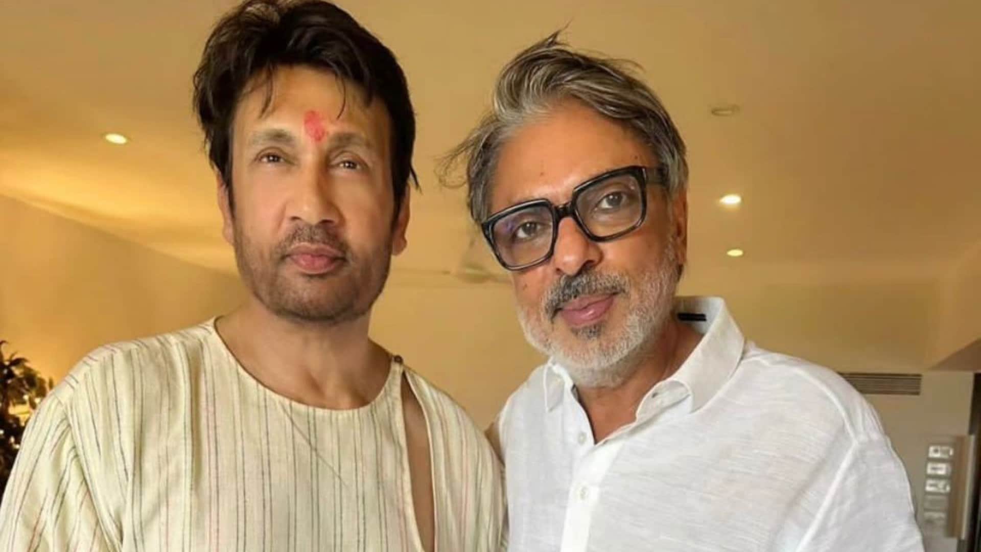 Shekhar Suman talking about his way of pleasuring himself in heeramndi says I couldnt even tell my wife