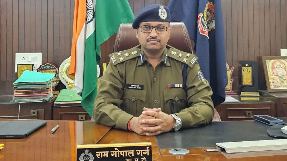 Durg Range IG Ramgopal Garg issued notice to Google regarding action on fake customer care number