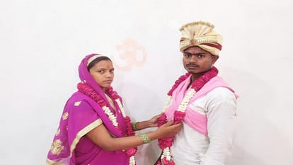 Rubina of Vrindavan changed her religion became Preeti and married her boyfriend who was eight years younger t