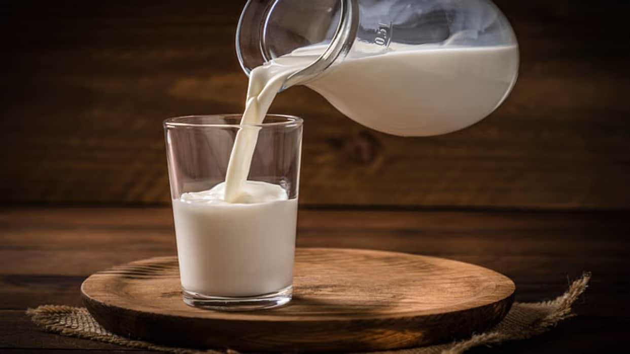 Face Mask For Glowing Skin in hindi homemade face mask of milk