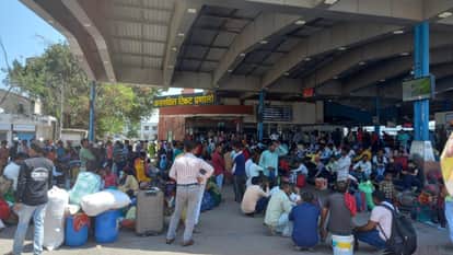 कैंट रेलवे स्टेशन।