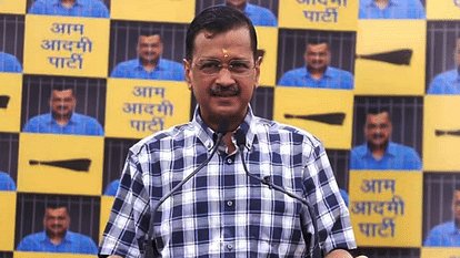 Arvind Kejriwal said that soon 1000 rupees will be deposited in the accounts of women of Delhi