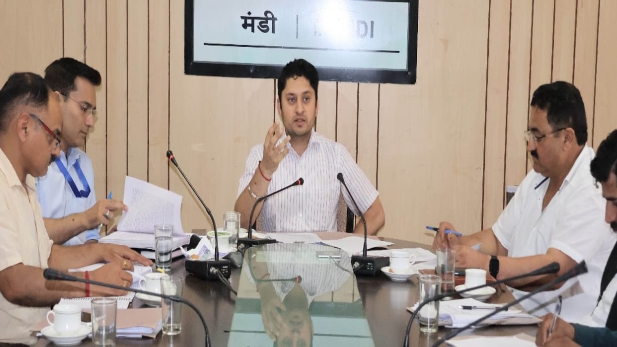 Lok Sabha Election: Apurva Devgan said If you spend more than the prescribed limit, you can lose your membersh