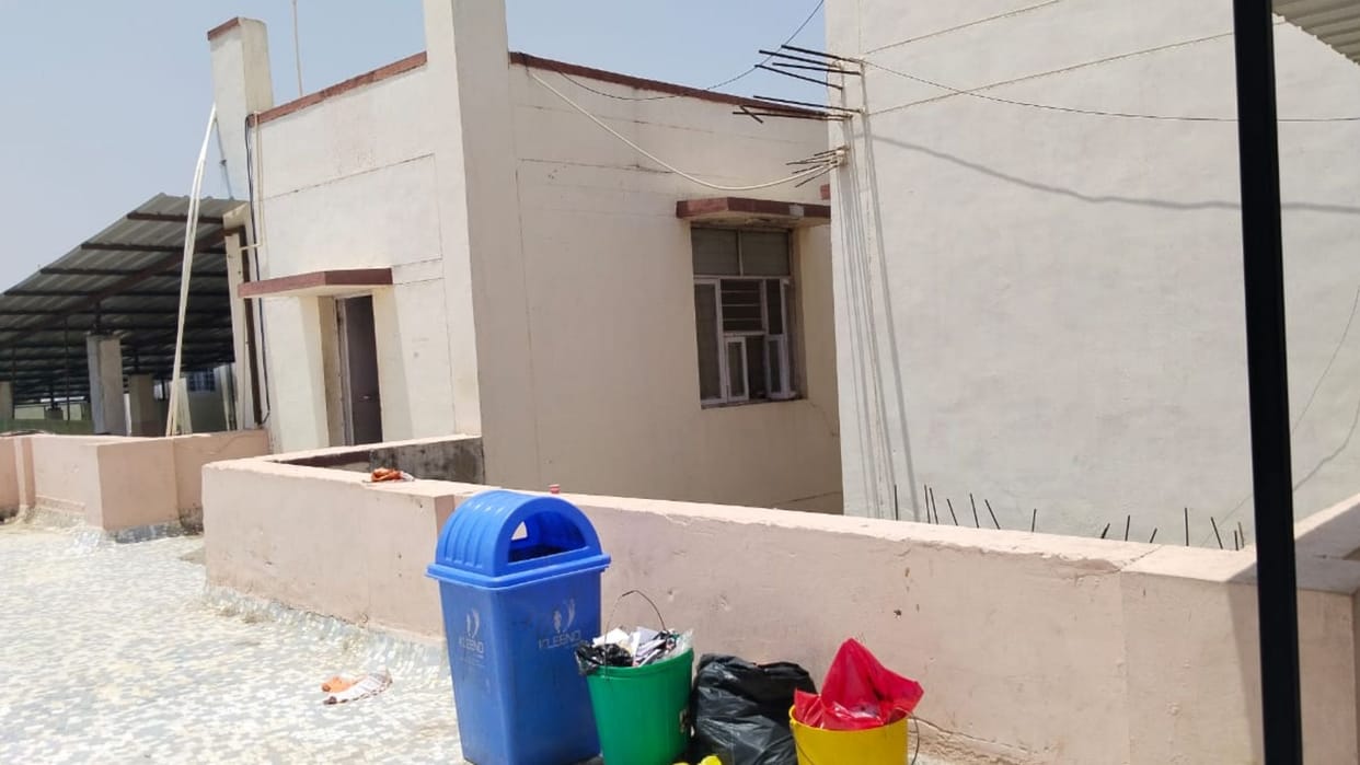 Angry sanitation workers' strike continues for second day