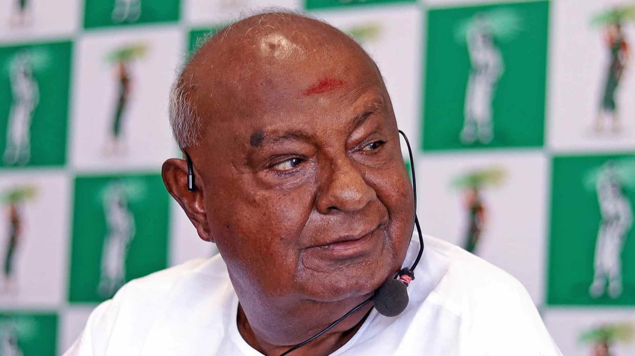NEET paper leak former pm deve gowda said government has take right decision on cbi probe