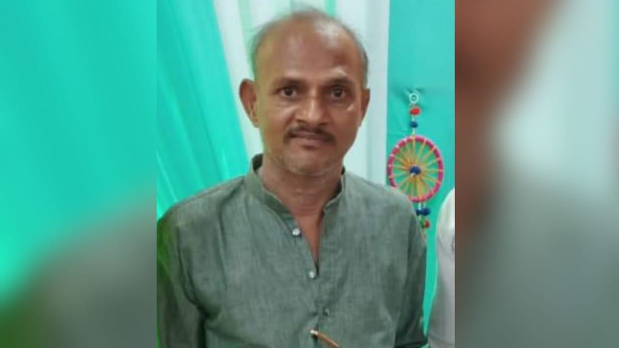 man died in road accident in Jaunpur due to vehicle collision