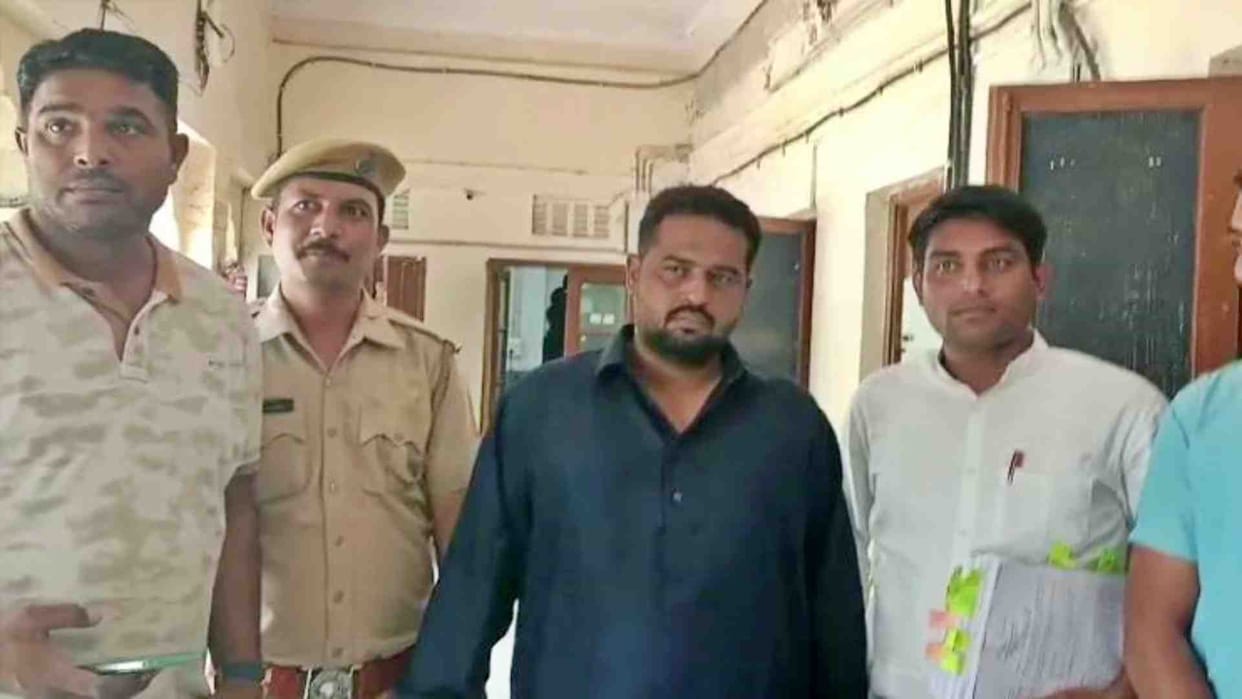 Ajmer News: A betting man cheated a woman of lakhs by posing as a Tantrik.