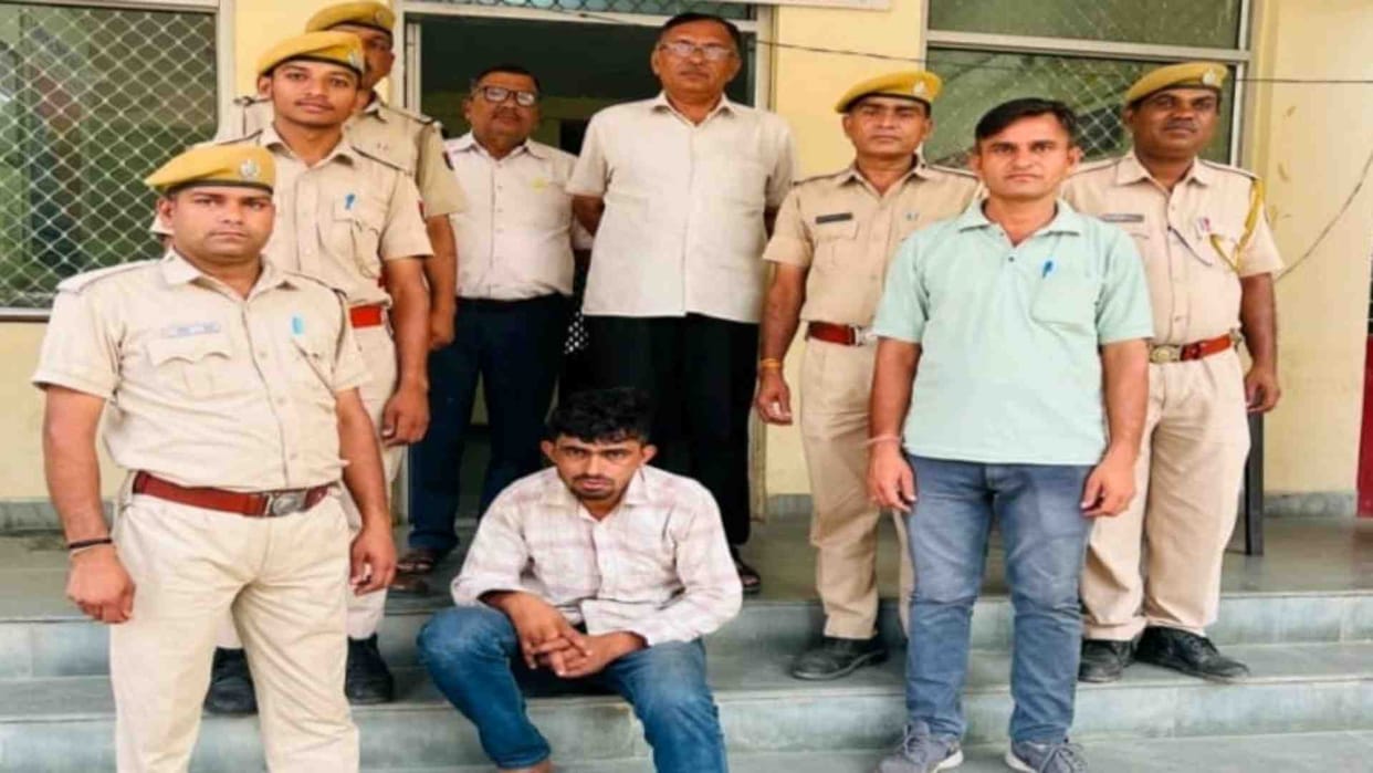 Sirohi News: Police seized 190.300 kg of poppy seeds being carried in the car.