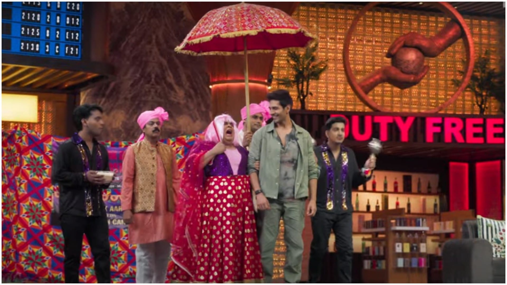 Kartik Aaryan Janhvi Kapoor and Rajkummar Rao will be seen in The Great Indian Kapil Show new promo Released