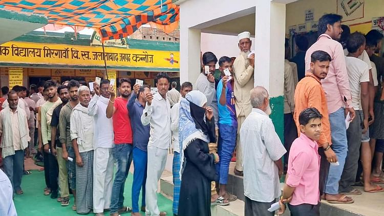 लोकसभा चुनाव: लोकतंत्र के त्योहार में इत्रनगरी का कमाल, 10 बूथों पर मचा दिया धमाल, 90 फीसदी से ज्यादा वोटिंग